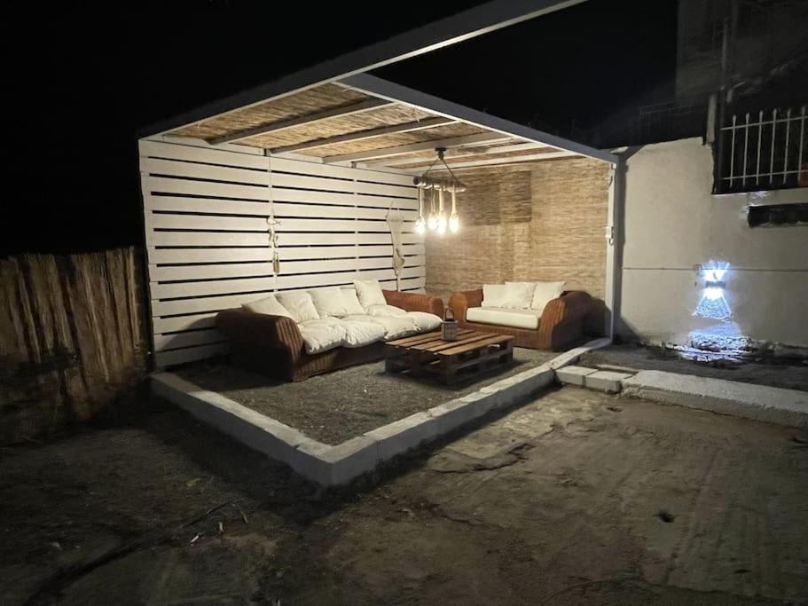 Villa Helio Kineta Exteriör bild
